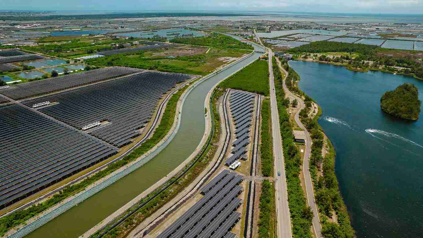 糖果派对能源事业提供智慧能源管理、、太阳能监控管理、、、、全方位电厂建置及运维解决方案，，，，并拥有管理超过6000案场的经验